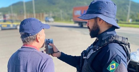Rodovias de SC registraram 100 acidentes e seis mortes no feriadão