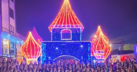 Programação cultural natalina da CDL Imbituba movimenta o comércio no Calçadão da Nereu Ramos até 23 de dezembro