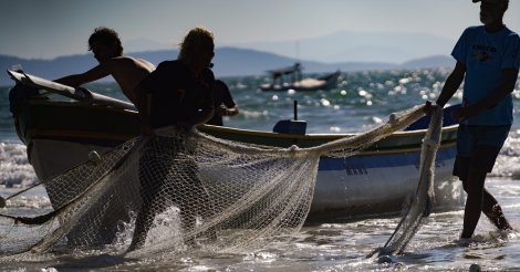 Quase 6,2 mil pescadores do Sul de SC podem perder licença por cadastros desatualizados
