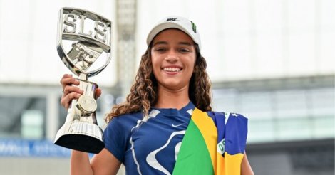Rayssa Leal levanta o público no Maracanãzinho e é campeã do SLS Rio Takeover