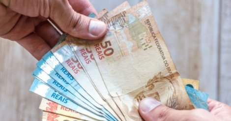 Reajuste do mínimo injeta R$ 2,4 bilhões na economia catarinense
