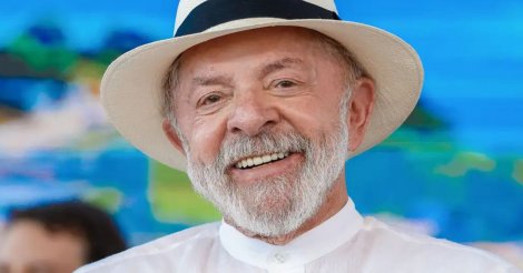 Repasse de R$ 1 milhão a escola de samba que homenageia Lula vira caso de Justiça
