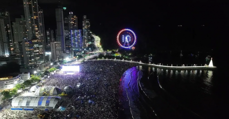 Réveillon em Balneário Camboriú deve reunir 1 milhão de pessoas com 15 minutos de fogos