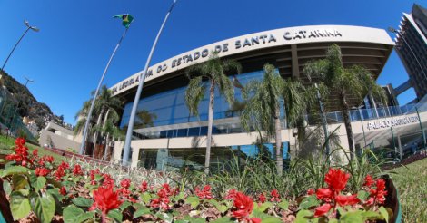 SANTA CATARINA / Doze novas leis estaduais são sancionadas