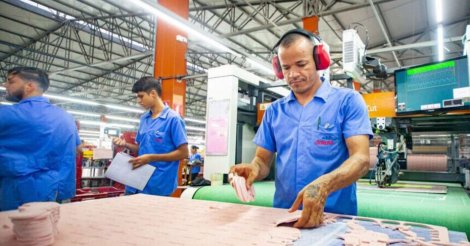 Senado discute redução da jornada de trabalho de 44 para 36 horas semanais