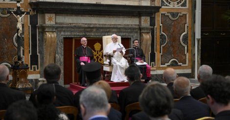 Suposta rede de espionagem ligada à Rússia teria informante infiltrado no Vaticano