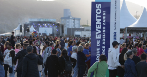 Tardezimba reúne mais de 4 mil pessoas e celebra os 67 anos de Imbituba com shows, cultura e alegria