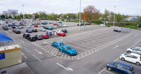 Trabalhadores podem deixar de pagar estacionamento em shoppings; veja quem teria direito