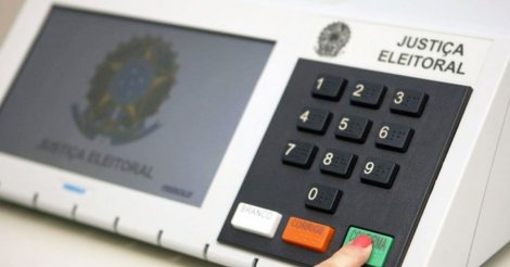 TRE-SC inicia preparação de quase 19 mil urnas em SC para as eleições de 2026