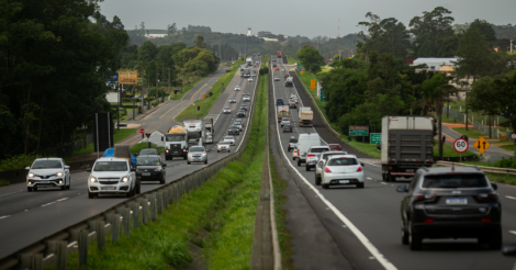 Trecho Sul da BR-101 em SC deve receber 860 mil veículos no Feriado de Páscoa