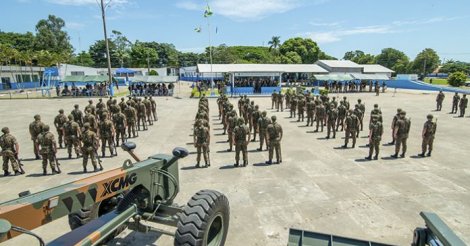 Tubarão / Exército da cidade realiza cerimônia de troca de comando