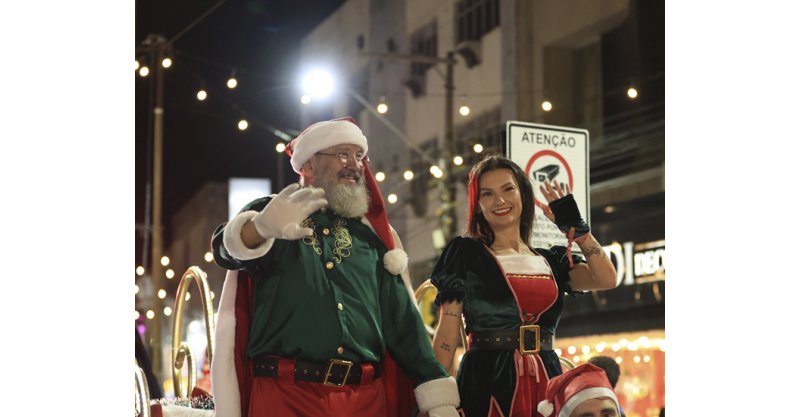 Tubarão/Chegada do Papai Noel reúne grande público