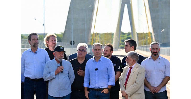 Um dia após Lula inaugurar Ponte da Integração no Paraná sem presidente paraguaio, Paraguai faz cerimônia própria do outro lado da fronteira