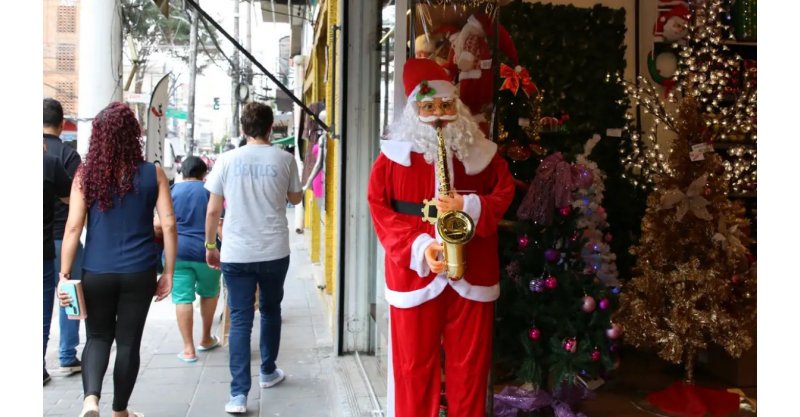 Vai pesar no bolso: catarinense deve gastar quase meio salário mínimo em compras de Natal