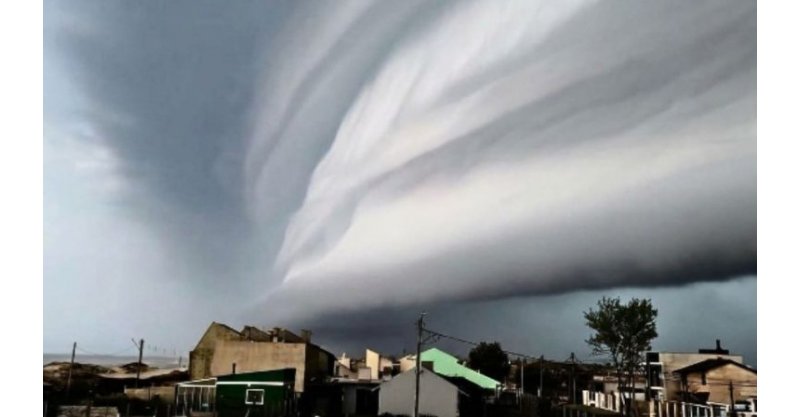 Veja a rota do ciclone extratropical que trará temporais e ventos de até 100 km/h ao Sul do Brasil nas próximas 72h